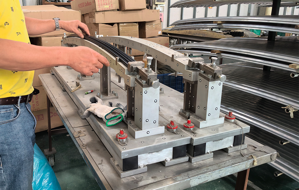 luggage rack bends the aluminum profiles