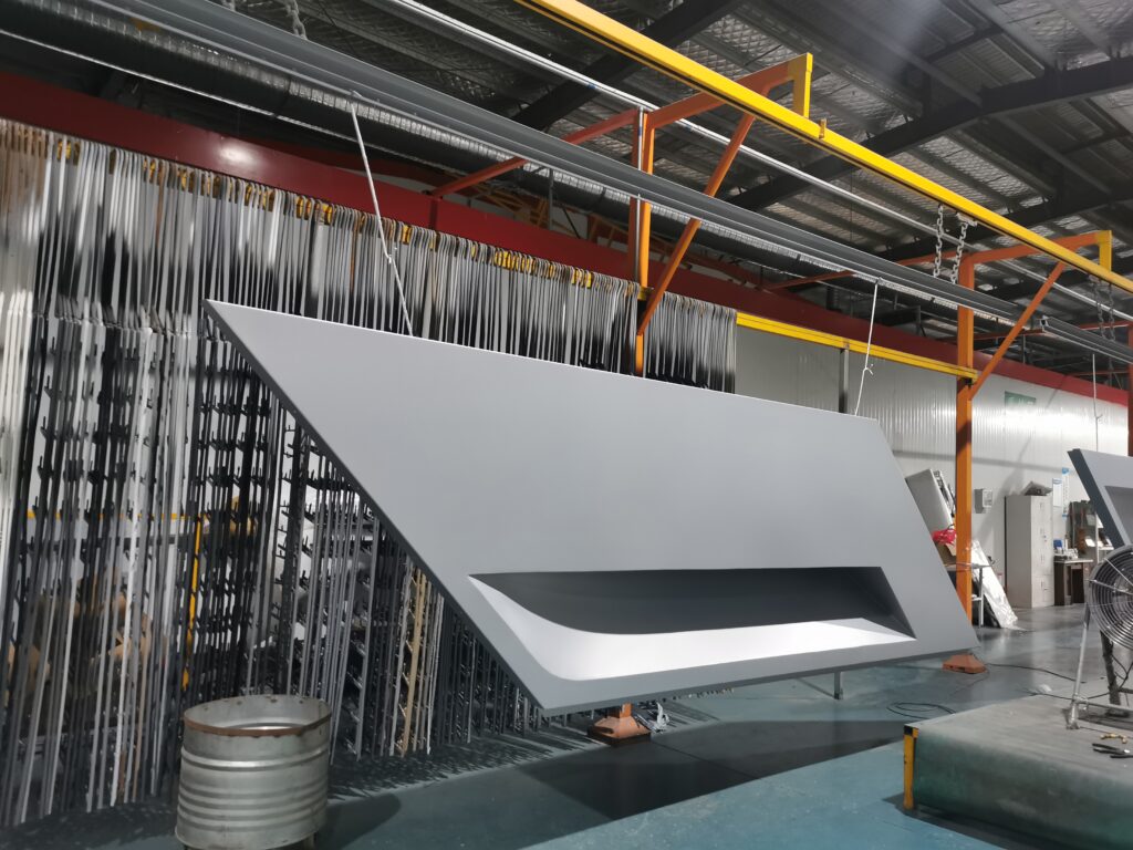 Curved aluminum plate
